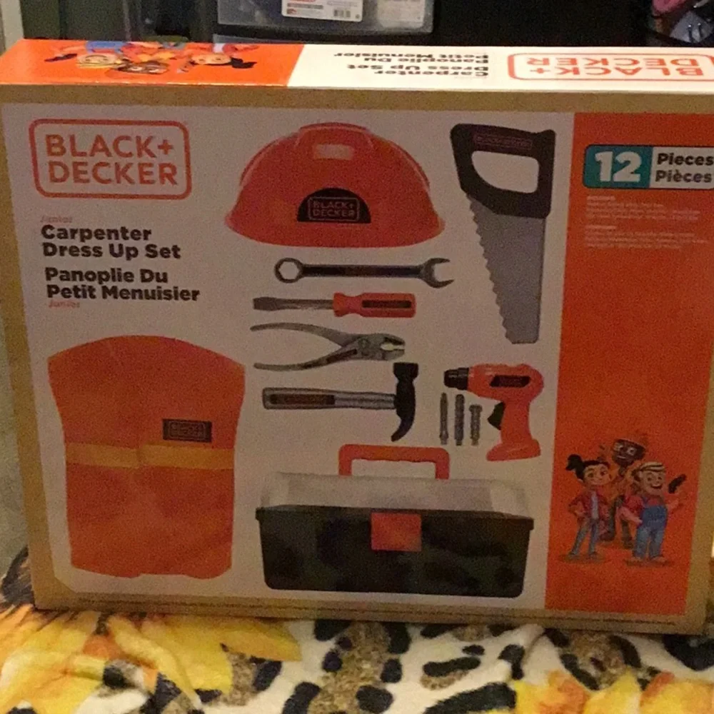 Black & Decker Kids Carpenter Dress Up Set - Orange and Black